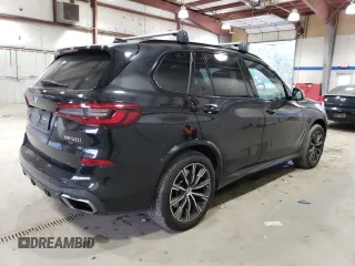 2022 BMW X5 M50i with VIN 5UXJU4C02N9K73275, listed as a Copart auction lot 85264594 with 40,804 mi miles and Salvage Title. Bid and sale history available at carsss.com. Image 3.