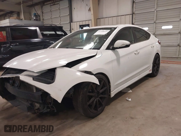 2018 Hyundai Elantra Sport с VIN KMHD04LB9JU505885, выставлен на аукционе IAAI как лот 41350693 с пробегом 155 153 миль миль и . История ставок и продаж доступна на DreamBid. Изображение 17.