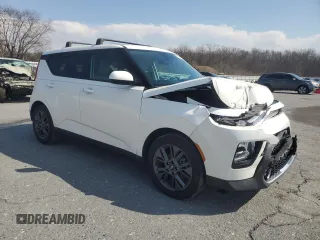 2020 Kia Soul EX with VIN KNDJ33AU2L7702105, listed as a Copart auction lot 50078615 with 83,852 mi miles and Salvage Title. Bid and sale history available at carsss.com. Image 4.