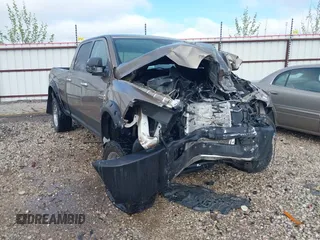 2010 Dodge 2500 SLT z VIN 3D7UT2CL7AG174645, wystawiony jako IAAI lot #42073179 z przebiegiem 158 842 mil mil oraz . Historia ofert i sprzedaży dostępna na DreamBid. Obrazek 1.