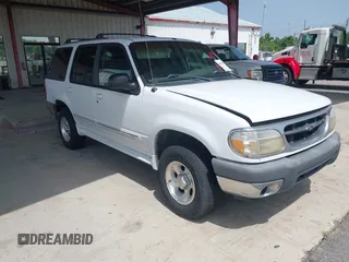 2000 Ford Explorer XLT с VIN 1FMZU63E8YZA21820, выставлен на аукционе IAAI как лот 42619468 с пробегом 207 542 миль миль и . История ставок и продаж доступна на DreamBid. Изображение 1.