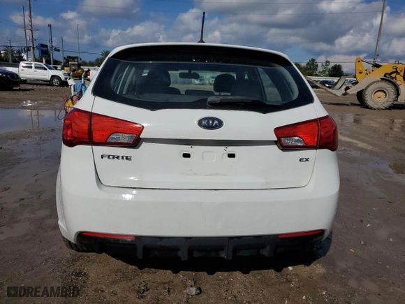 2012 Kia Forte 5-Door EX with VIN KNAFU5A2XC5593205, listed as a Copart auction lot 73847324 with 133,176 mi miles and Non Repairable. Bid and sale history available at carsss.com. Image 6.