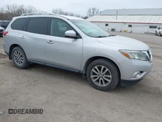 2014 Nissan Pathfinder SL with VIN 5N1AR2MM6EC721637, listed as a IAAI auction lot 41943585 with 49,094 mi miles. Bid and sale history available at carsss.com. Image 1.