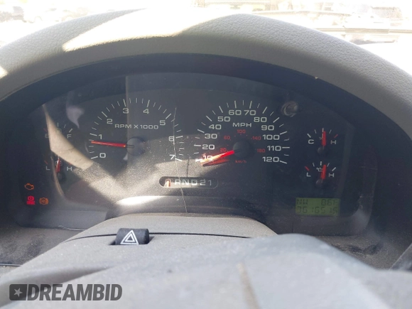 2005 Ford F-150 XLT z VIN 1FTPW12555KB44862, wystawiony jako IAAI lot #42275212 z przebiegiem 361 651 mil mil oraz . Historia ofert i sprzedaży dostępna na DreamBid. Obrazek 7.