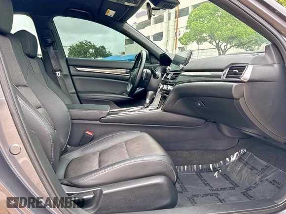 2020 Honda Accord Sport with VIN 1HGCV1F30LA013322, listed as a Copart auction lot 65007465 with 46,800 mi miles and Clean title. Bid and sale history available at DreamBid. Image 5.