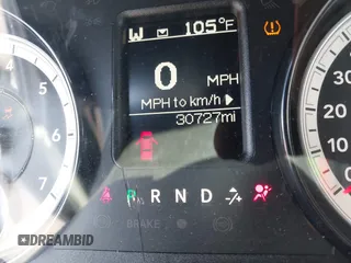 2022 Ram 1500 Tradesman z VIN 3C6JR6DG1NG300872, wystawiony jako IAAI lot #42255745 z przebiegiem 30 727 mil mil oraz . Historia ofert i sprzedaży dostępna na DreamBid. Obrazek 7.