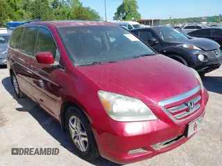 2006 Honda Odyssey EX-L z VIN 5FNRL38796B088705, wystawiony jako IAAI lot #42241270 z przebiegiem 217 044 mil mil oraz . Historia ofert i sprzedaży dostępna na DreamBid. Obrazek 1.
