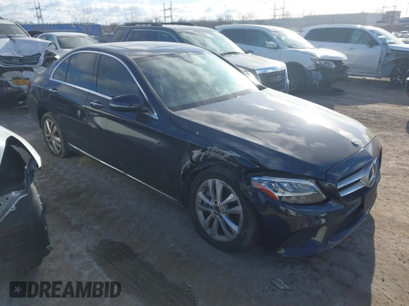 2019 Mercedes-Benz C 300 with VIN 55SWF8EB1KU319315, listed as a IAAI auction lot 41280828 with 81,845 mi miles and . Bid and sale history available at carsss.com. Image 1.