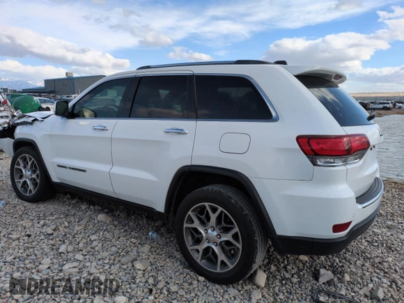2020 Jeep Grand Cherokee Limited with VIN 1C4RJEBG8LC338101, listed as a Copart auction lot 48945525 with 31,629 mi miles and Salvage Title. Bid and sale history available at carsss.com. Image 2.