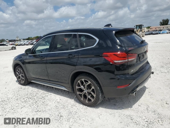 2021 BMW X1 xDrive28i z VIN WBXJG9C08M5T59270, wystawiony jako Copart lot #53894475 z przebiegiem 36 824 mil mil oraz Nie do naprawy • Non repairable. Historia ofert i sprzedaży dostępna na DreamBid. Obrazek 2.