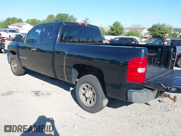 2007 Chevrolet Silverado 1500 LS with VIN 1GCEC19X77Z642417, listed as a IAAI auction lot 42220181 with 165,120 mi miles and . Bid and sale history available at DreamBid. Image 3.