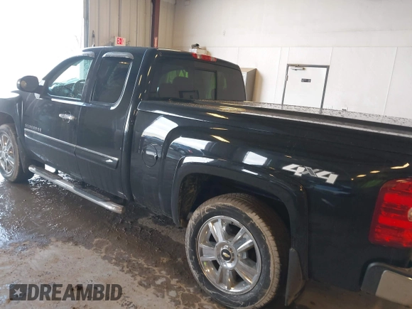 2013 Chevrolet Silverado 1500 with VIN 1GCRKSE27DZ346393, listed as a IAAI auction lot 41726306 with 73,033 mi miles and . Bid and sale history available at DreamBid. Image 3.