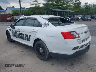 2013 Ford Police Interceptor z VIN 1FAHP2MK9DG199882, wystawiony jako IAAI lot #42451853 z przebiegiem 119 371 mil mil oraz . Historia ofert i sprzedaży dostępna na DreamBid. Obrazek 3.