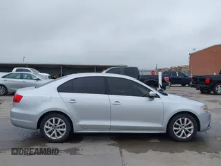 2013 Volkswagen Jetta SE with VIN 3VWDX7AJXDM373706, listed as a IAAI auction lot 42161655 with 202,471 mi miles and . Bid and sale history available at DreamBid. Image 13.