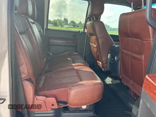2012 Ford F-350 XL z VIN 1FT8W3BT5CEB52342, wystawiony jako Copart lot #58652855 z przebiegiem 244 321 mil mil oraz Czysty tytuł • Clean title. Historia ofert i sprzedaży dostępna na DreamBid. Obrazek 6.