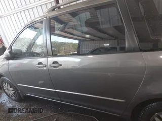 2005 Toyota Sienna CE with VIN 5TDZA23C45S328483, listed as a IAAI auction lot 41912553 with 219,321 mi miles. Bid and sale history available at carsss.com. Image 15.