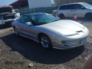 2000 Pontiac Firebird Formula with VIN 2G2FV22G5Y2161203, listed as a IAAI auction lot 41694309 with 1 mi miles. Bid and sale history available at carsss.com. Image 1.