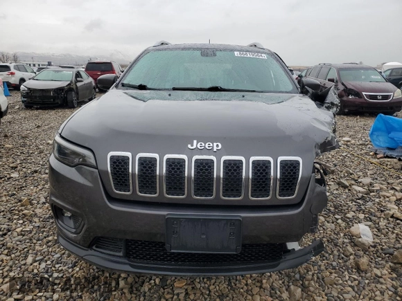 2019 Jeep Cherokee Latitude Plus with VIN 1C4PJMLB7KD442298, listed as a Copart auction lot 86819504 with 62,525 mi miles and Salvage title. Bid and sale history available at DreamBid. Image 5.