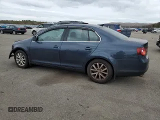 2010 Volkswagen Jetta SE with VIN 3VWRZ7AJ2AM038256, listed as a Copart auction lot 47631015 with 205,579 mi miles and Salvage title. Bid and sale history available at DreamBid. Image 2.
