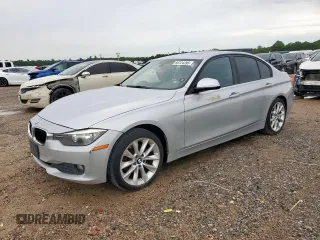 2014 BMW 3 Series 320i z VIN WBA3B1G53ENS79157, wystawiony jako Copart lot #60724395 z przebiegiem 164 451 mil mil oraz Czysty tytuł • Clean title. Historia ofert i sprzedaży dostępna na DreamBid. Obrazek 1.