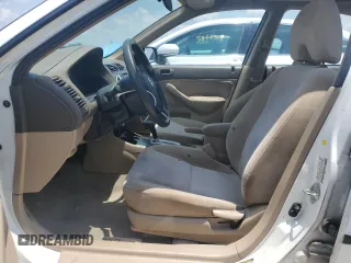 2005 Honda Civic VP z VIN 1HGES16335L019818, wystawiony jako Copart lot #57943475 z przebiegiem 151 689 mil mil oraz Szkoda całkowita • Salvage title. Historia ofert i sprzedaży dostępna na DreamBid. Obrazek 7.