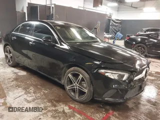 2021 Mercedes-Benz A 220 z VIN W1K3G4FB1MJ292448, wystawiony jako IAAI lot #41411406 z przebiegiem 50 679 mil mil oraz . Historia ofert i sprzedaży dostępna na DreamBid. Obrazek 1.