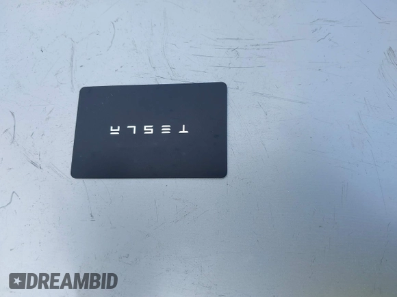 2024 Tesla Model Y z VIN 7SAYGDED6RF191135, wystawiony jako IAAI lot #41790922 z przebiegiem 17 154 mil mil oraz . Historia ofert i sprzedaży dostępna na DreamBid. Obrazek 11.