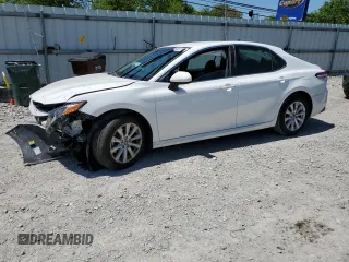 2018 Toyota Camry LE with VIN 4T1B11HK1JU513118, listed as a Copart auction lot 56237795 with 29,622 mi miles and Salvage title. Bid and sale history available at DreamBid. Image 1.