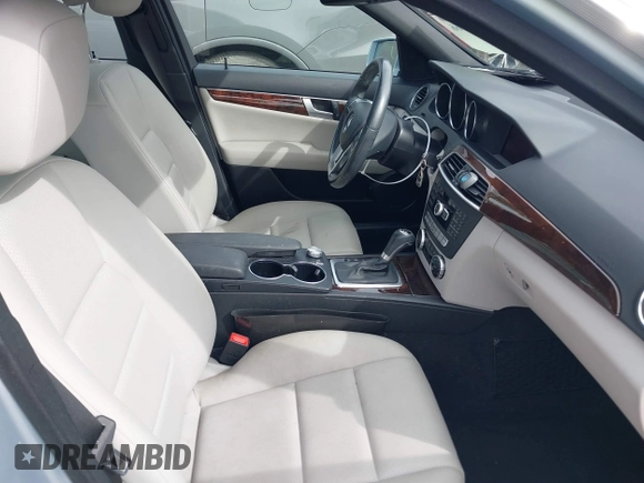 2014 Mercedes-Benz C-Class C 250 Sport with VIN WDDGF4HB6EA951255, listed as a IAAI auction lot 41868966 with 25,694 mi miles. Bid and sale history available at carsss.com. Image 5.