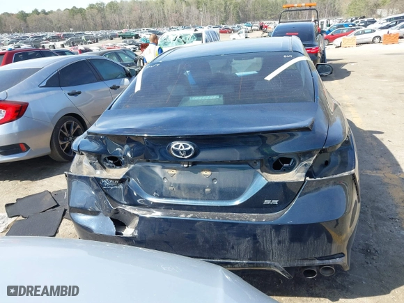 2018 Toyota Camry LE with VIN 4T1B11HK5JU633648, listed as a IAAI auction lot 41840969 with 140,071 mi miles. Bid and sale history available at carsss.com. Image 16.