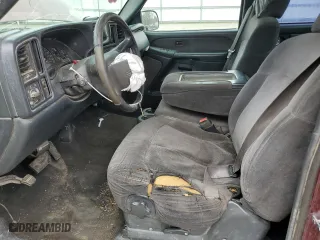 2001 Chevrolet Silverado 1500 LS with VIN 2GCEC19V011136345, listed as a Copart auction lot 43797725 with 540,422 mi miles and Salvage Title. Bid and sale history available at carsss.com. Image 7.
