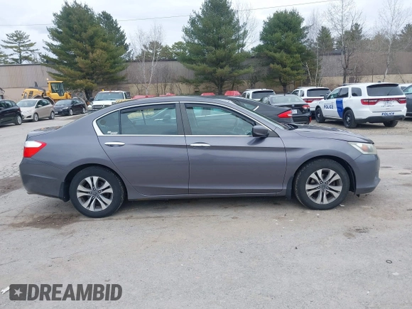 2014 Honda Accord LX z VIN 1HGCR2F35EA223881, wystawiony jako IAAI lot #42032657 z przebiegiem 231 450 mil mil oraz . Historia ofert i sprzedaży dostępna na DreamBid. Obrazek 13.