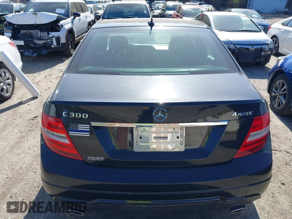 2012 Mercedes-Benz C-Class C 300 Sport with VIN WDDGF8BB5CR237275, listed as a IAAI auction lot 42142360 with 121,531 mi miles. Bid and sale history available at carsss.com. Image 16.