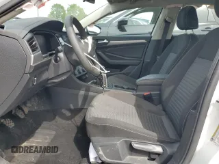 2022 Volkswagen Jetta z VIN 3VWNM7BU9NM021238, wystawiony jako Copart lot #58724755 z przebiegiem 35 889 mil mil oraz Czysty tytuł • Clean title. Historia ofert i sprzedaży dostępna na DreamBid. Obrazek 7.
