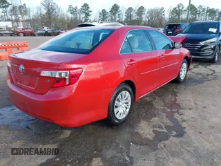 2014 Toyota Camry L with VIN 4T4BF1FK3ER435781, listed as a IAAI auction lot 41882265 with 28,509 mi miles. Bid and sale history available at carsss.com. Image 4.