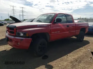 2001 Dodge 1500 z VIN 3B7HF13Z01G240325, wystawiony jako Copart lot #58653195 z przebiegiem 177 052 mil mil oraz Szkoda całkowita • Salvage title. Historia ofert i sprzedaży dostępna na DreamBid. Obrazek 1.