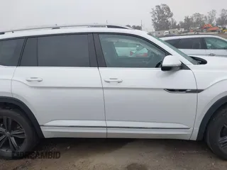 2022 Volkswagen Atlas 3.6L V6 SEL R-Line with VIN 1V2AR2CA5NC548221, listed as a IAAI auction lot 41781601 with 36,922 mi miles. Bid and sale history available at carsss.com. Image 13.
