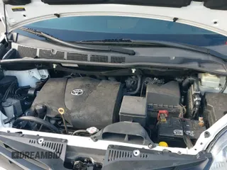 2018 Toyota Sienna L with VIN 5TDZZ3DC2JS939328, listed as a IAAI auction lot 43117053 with 178,019 mi miles and . Bid and sale history available at DreamBid. Image 20.