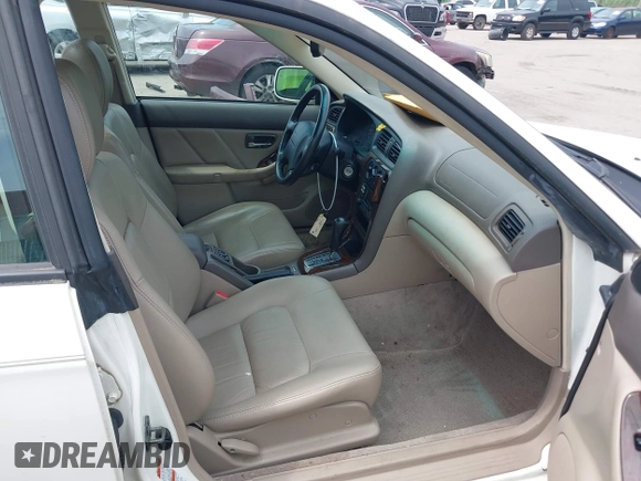 2001 Subaru Legacy Outback Limited with VIN 4S3BH686517602205, listed as a IAAI auction lot 42484279 with 83,901 mi miles and . Bid and sale history available at DreamBid. Image 5.