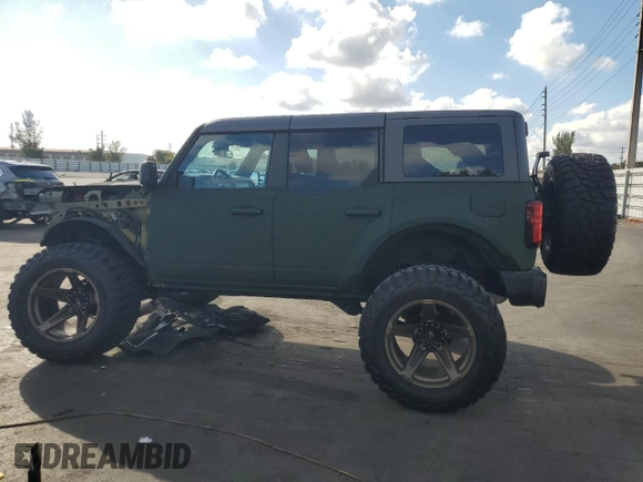 2022 Ford Bronco with VIN 1FMDE5BH2NLB28017, listed as a Copart auction lot 43653805 with 12,448 mi miles and Salvage Title. Bid and sale history available at carsss.com. Image 2.