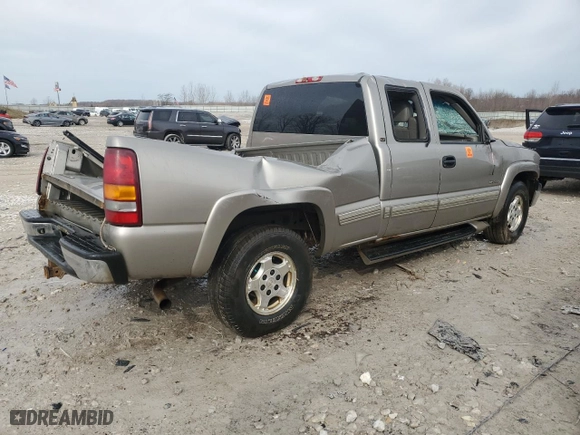 2002 Chevrolet Silverado 1500 LS with VIN 2GCEK19T821199003, listed as a Copart auction lot 49421915 with 0 mi miles and Clean Title. Bid and sale history available at carsss.com. Image 3.