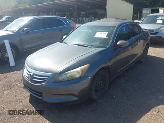 2011 Honda Accord LX z VIN 1HGCP2F36BA022721, wystawiony jako IAAI lot #42706280 z przebiegiem Nie podano mil oraz . Historia ofert i sprzedaży dostępna na DreamBid. Obrazek 2.
