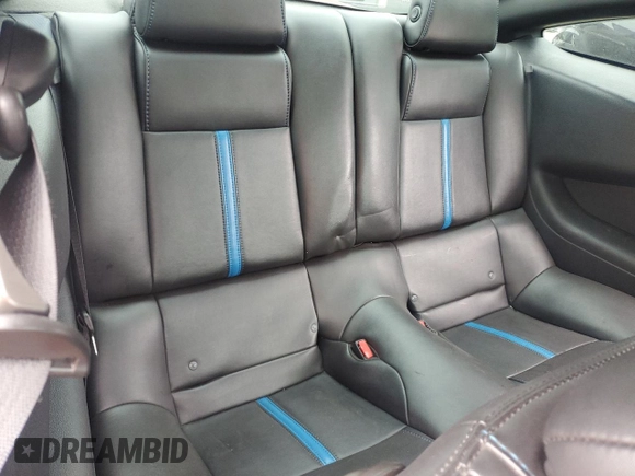 2013 Ford Mustang V6 with VIN 1ZVBP8AM2D5278022, listed as a Copart auction lot 61308145 with 96,275 mi miles and Salvage title. Bid and sale history available at DreamBid. Image 10.