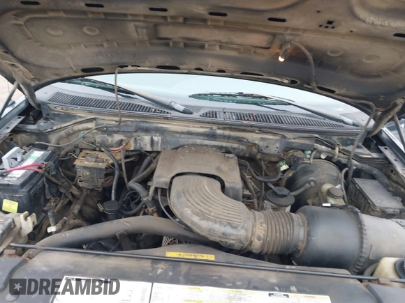 2000 Ford F-150 XL with VIN 1FTRF17W7YKA49783, listed as a IAAI auction lot 42451665 with Not provided miles and . Bid and sale history available at DreamBid. Image 10.