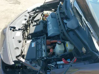 2015 Toyota Prius Two z VIN JTDZN3EU8FJ028072, wystawiony jako IAAI lot #39747470 z przebiegiem 62 979 mil mil oraz . Historia ofert i sprzedaży dostępna na DreamBid. Obrazek 20.