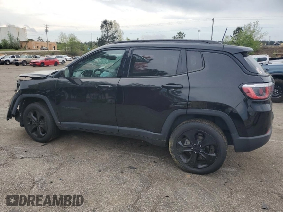 2018 Jeep Compass Altitude with VIN 3C4NJDBB4JT402892, listed as a Copart auction lot 51933715 with 142,064 mi miles and Clean Title. Bid and sale history available at carsss.com. Image 2.