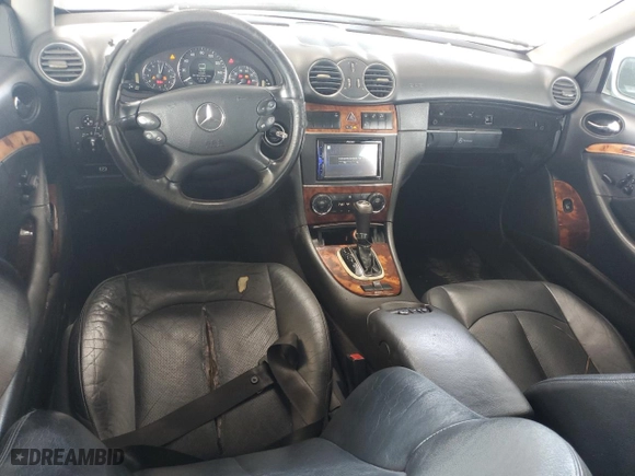 2005 Mercedes-Benz CLK-Class 5.0L with VIN WDBTK75J15F134472, listed as a Copart auction lot 68851484 with 121,031 mi miles and Clean Title. Bid and sale history available at carsss.com. Image 8.