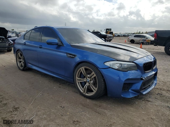 2013 BMW M5 with VIN WBSFV9C51DC772687, listed as a Copart auction lot 85082384 with 81,130 mi miles and Clean Title. Bid and sale history available at carsss.com. Image 4.