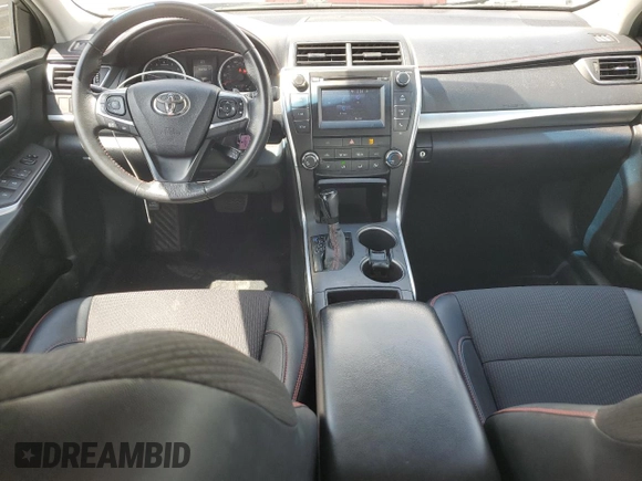 2017 Toyota Camry XLE z VIN 4T1BF1FK4HU703560, wystawiony jako Copart lot #58916665 z przebiegiem 93 281 mil mil oraz Szkoda całkowita • Salvage title. Historia ofert i sprzedaży dostępna na DreamBid. Obrazek 8.