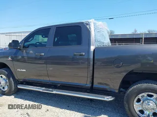 2022 Ram 2500 Tradesman with VIN 3C6UR5CL2NG252546, listed as a IAAI auction lot 41892519 with 26,830 mi miles. Bid and sale history available at carsss.com. Image 14.
